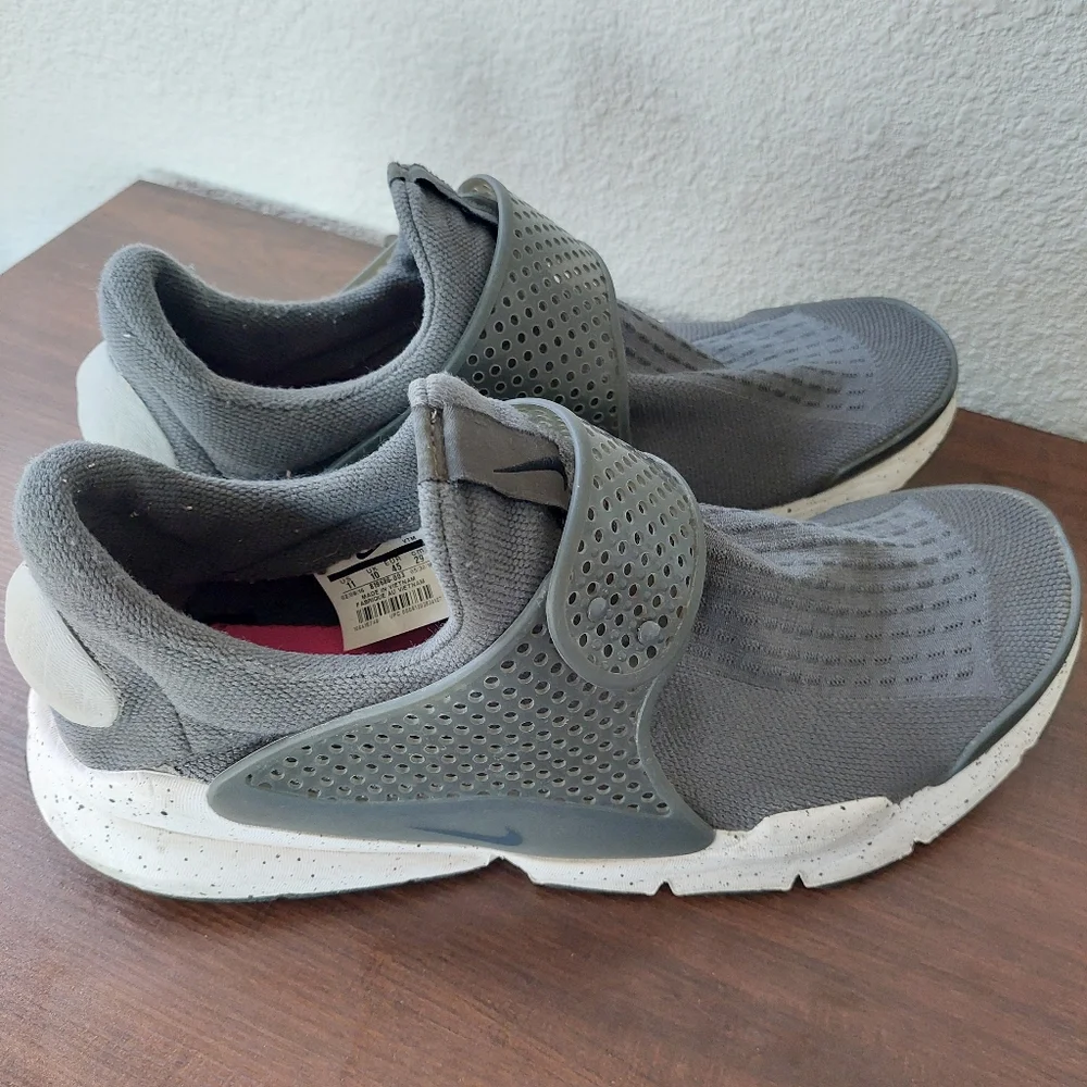 Nike Sock Dart Wolf Grey Sneaker Size 11‎